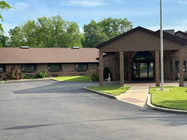 An exterior shot of the WLC Imboden Creek Seniors facility, from the Imboden Creek Gallery.