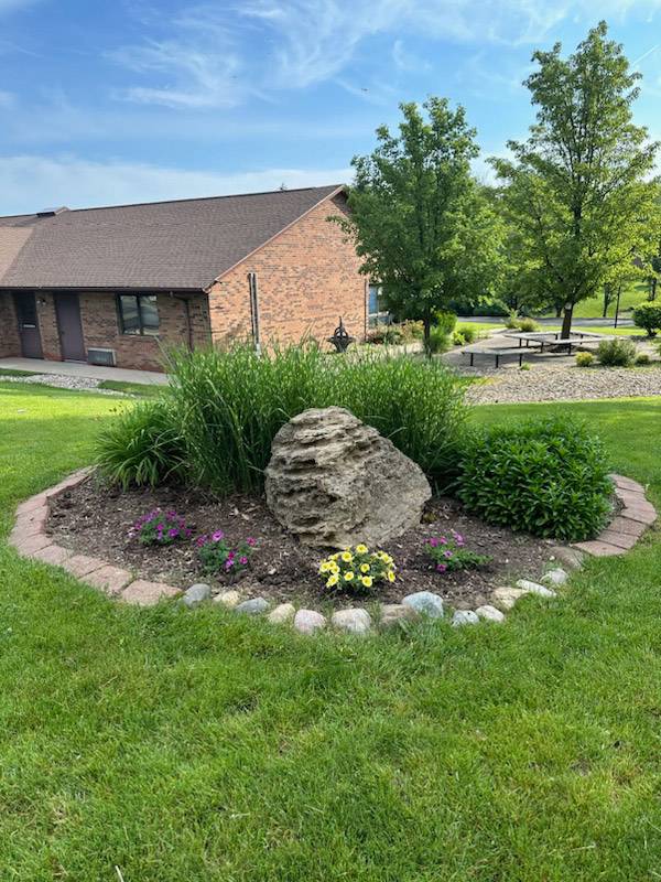 An exterior shot of the WLC Imboden Creek Seniors facility, from the Imboden Creek Gallery.