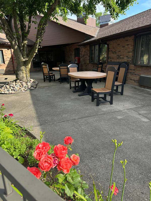 An exterior shot of the WLC Imboden Creek Seniors facility, from the Imboden Creek Gallery.